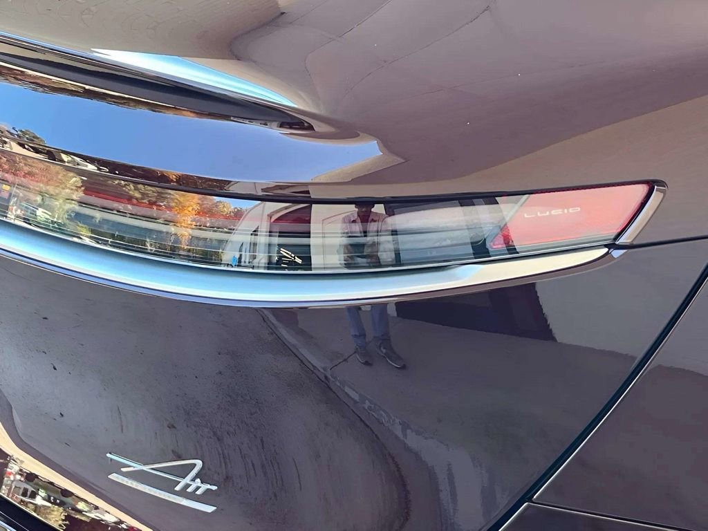 Used 2022 Lucid Air Grand Touring image 35