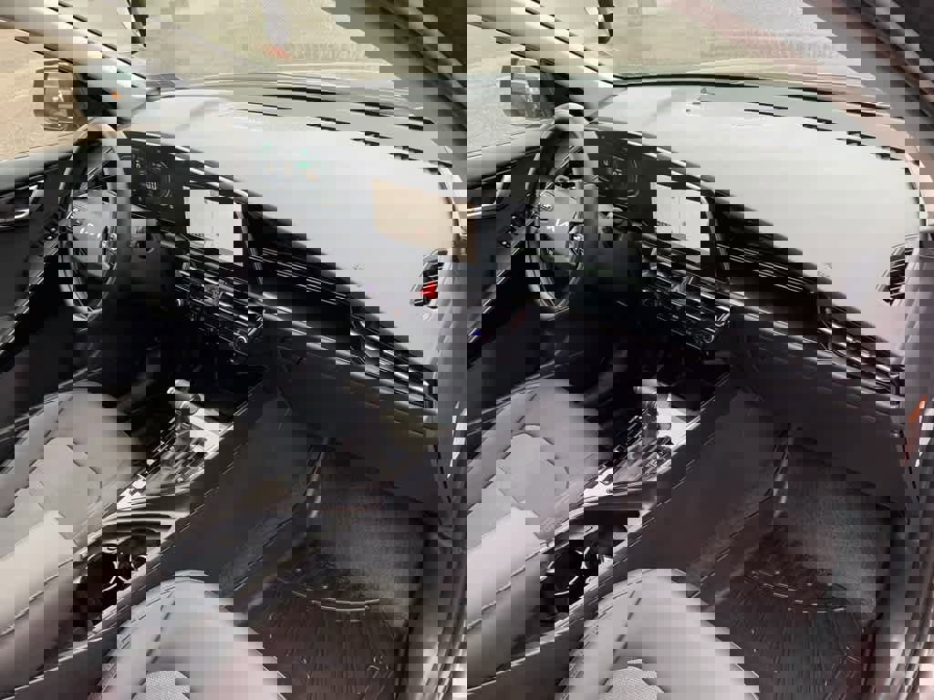 Used 2025 Kia Niro EX image 21