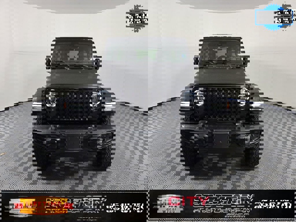 Used 2021 Jeep Wrangler Unlimited Sahara video 2