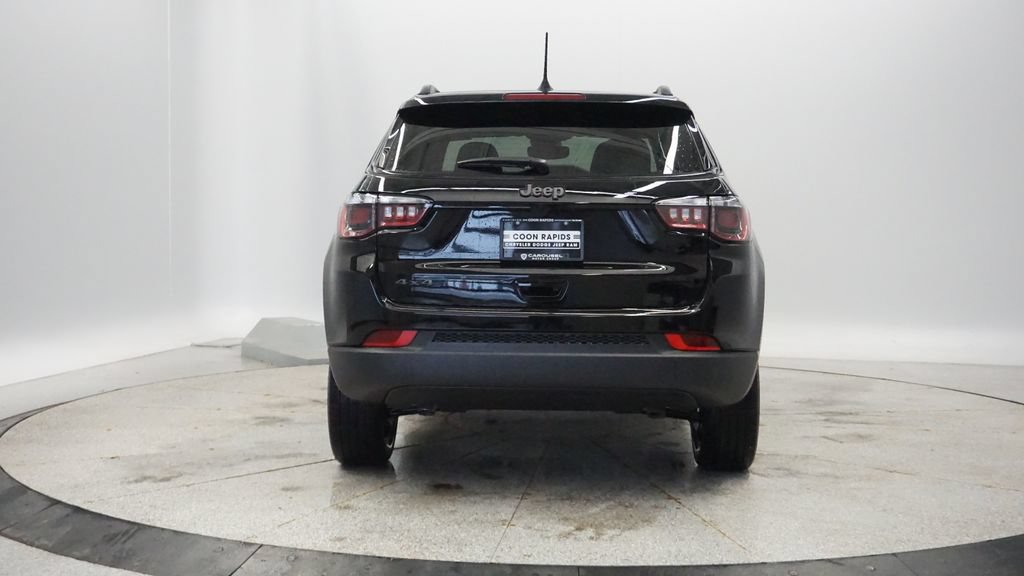 New 2026 Jeep Compass Latitude AWD/4WD image 8