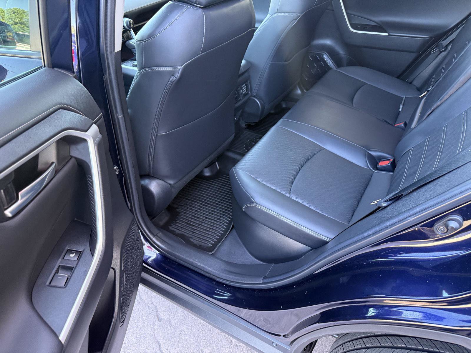 Used 2023 Toyota RAV4 Limited AWD/4WD image 16