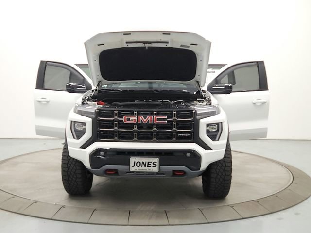 Used 2024 GMC Canyon AT4X image 10