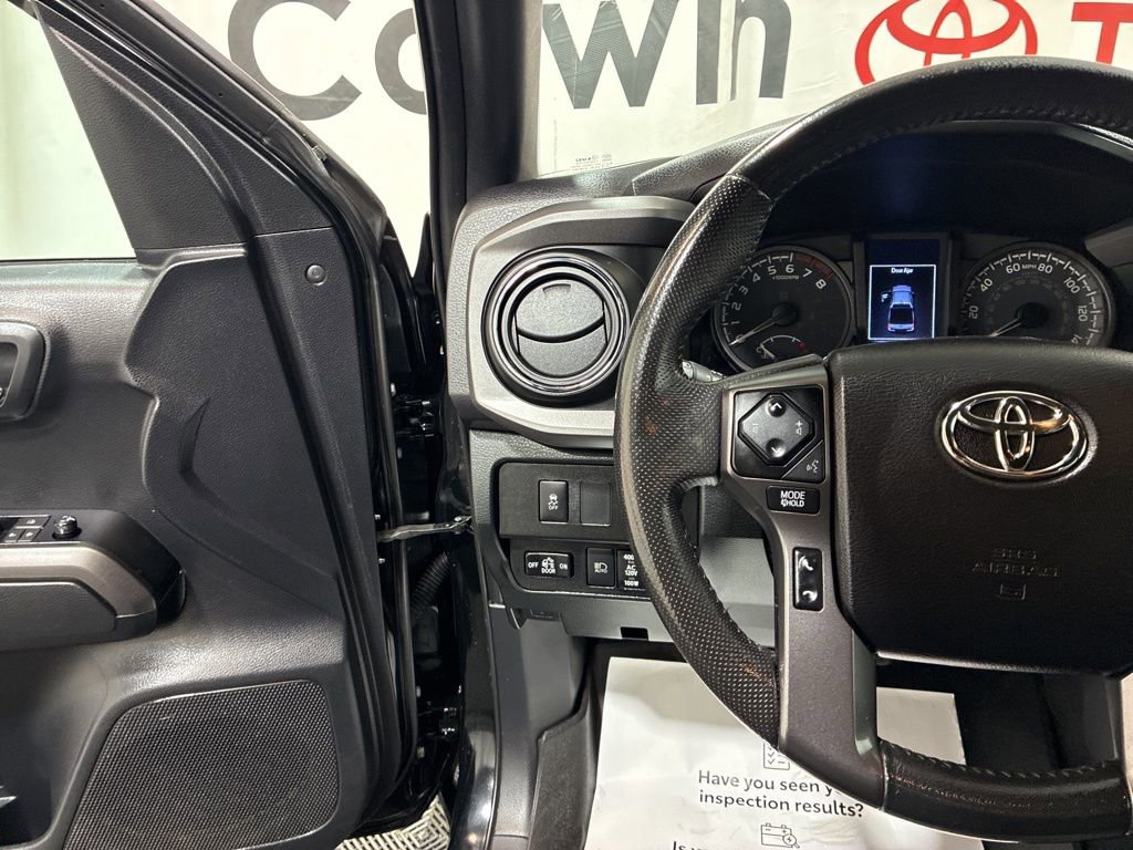 Used 2021 Toyota Tacoma TRD Sport w/ Technology Package image 25