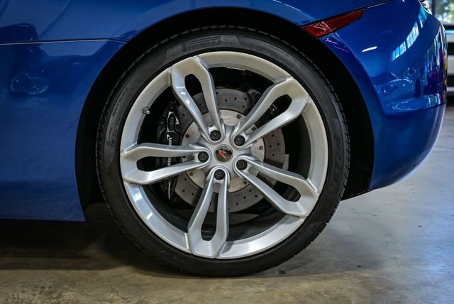 Used 2013 McLaren MP4-12C Spider RWD image 9