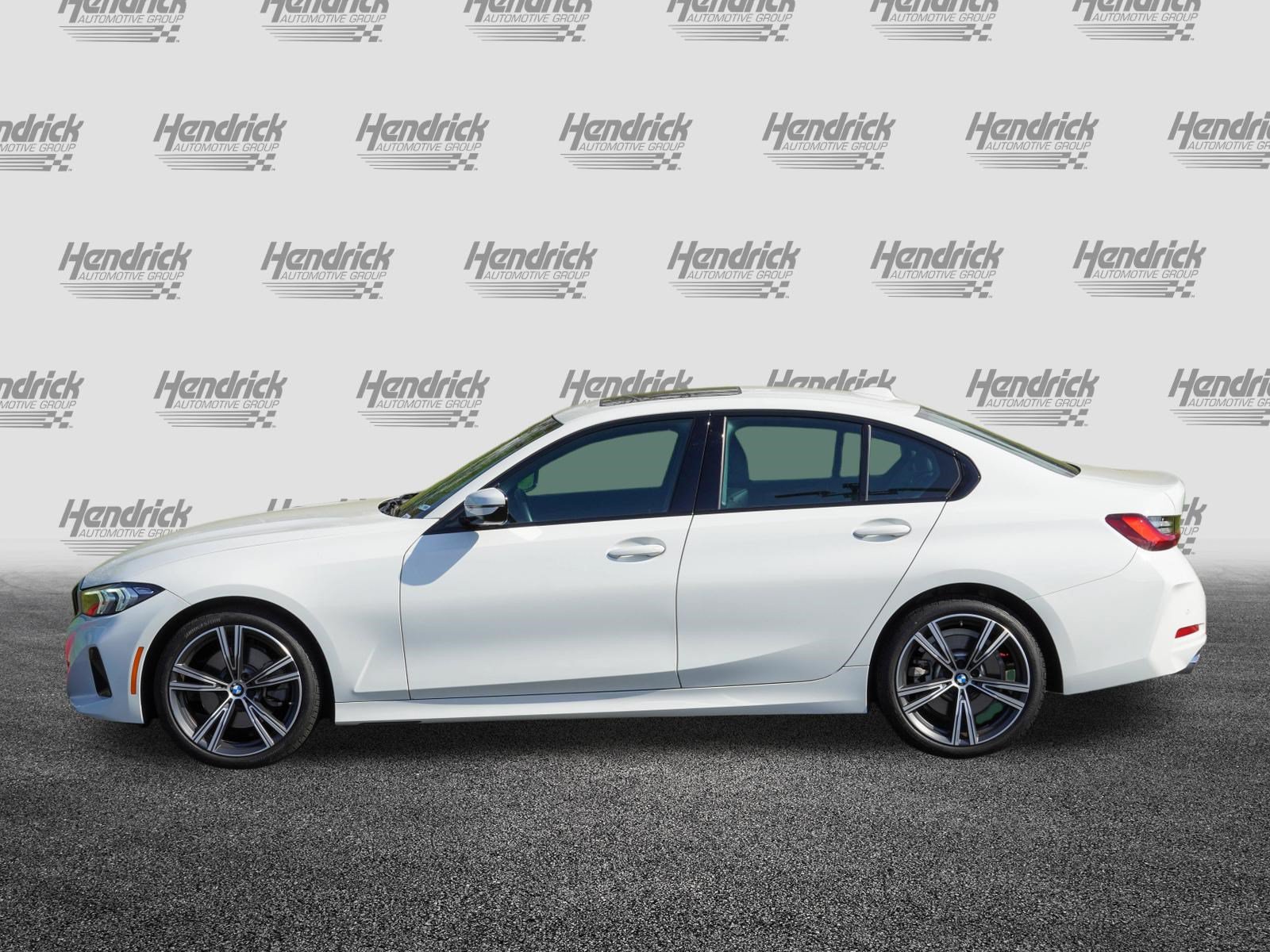Certified 2023 BMW 330i Sedan w/ Premium Package RWD image 6