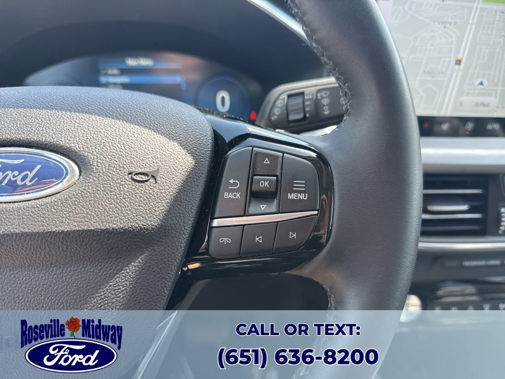 Used 2023 Ford Escape Platinum w/ Premium Technology Package AWD/4WD image 23