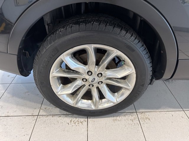 Used 2014 Ford Explorer XLT w/ Equipment Group 202A image 25