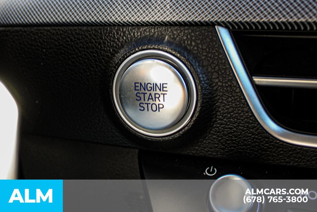 Used 2025 Hyundai Sonata SEL FWD image 27