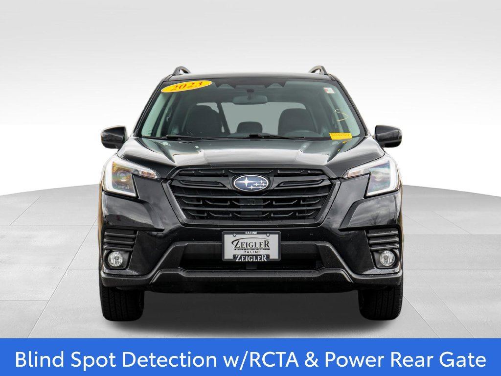 Used 2023 Subaru Forester Premium AWD/4WD image 2