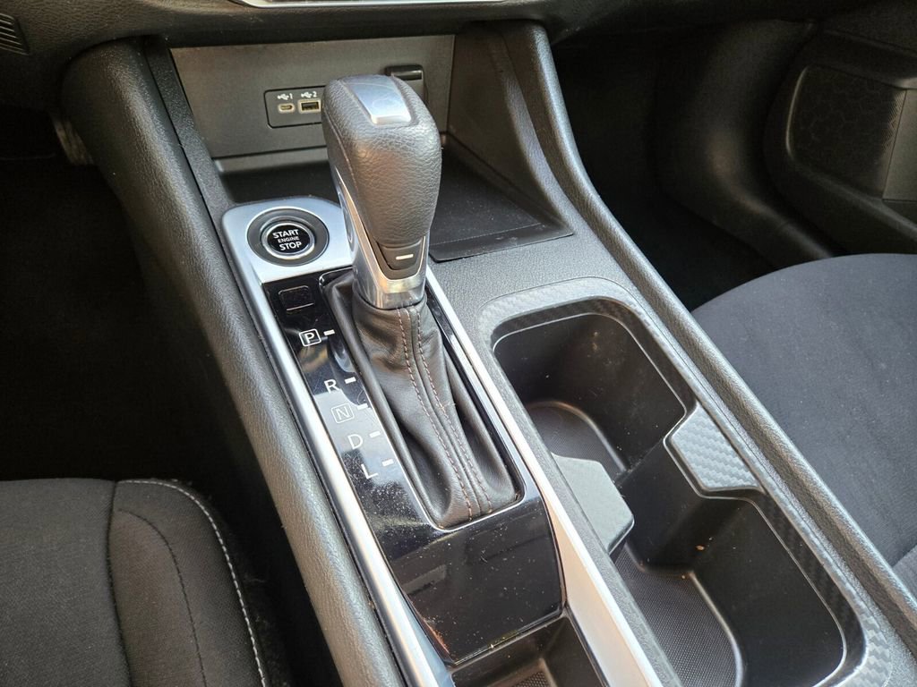 Used 2023 Nissan Sentra SV image 28