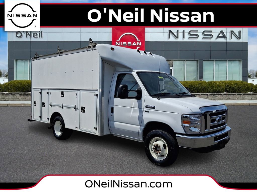 Used 2019 Ford E-350 and Econoline 350 Super Duty w/ Power Windows & Locks Group RWD image 1