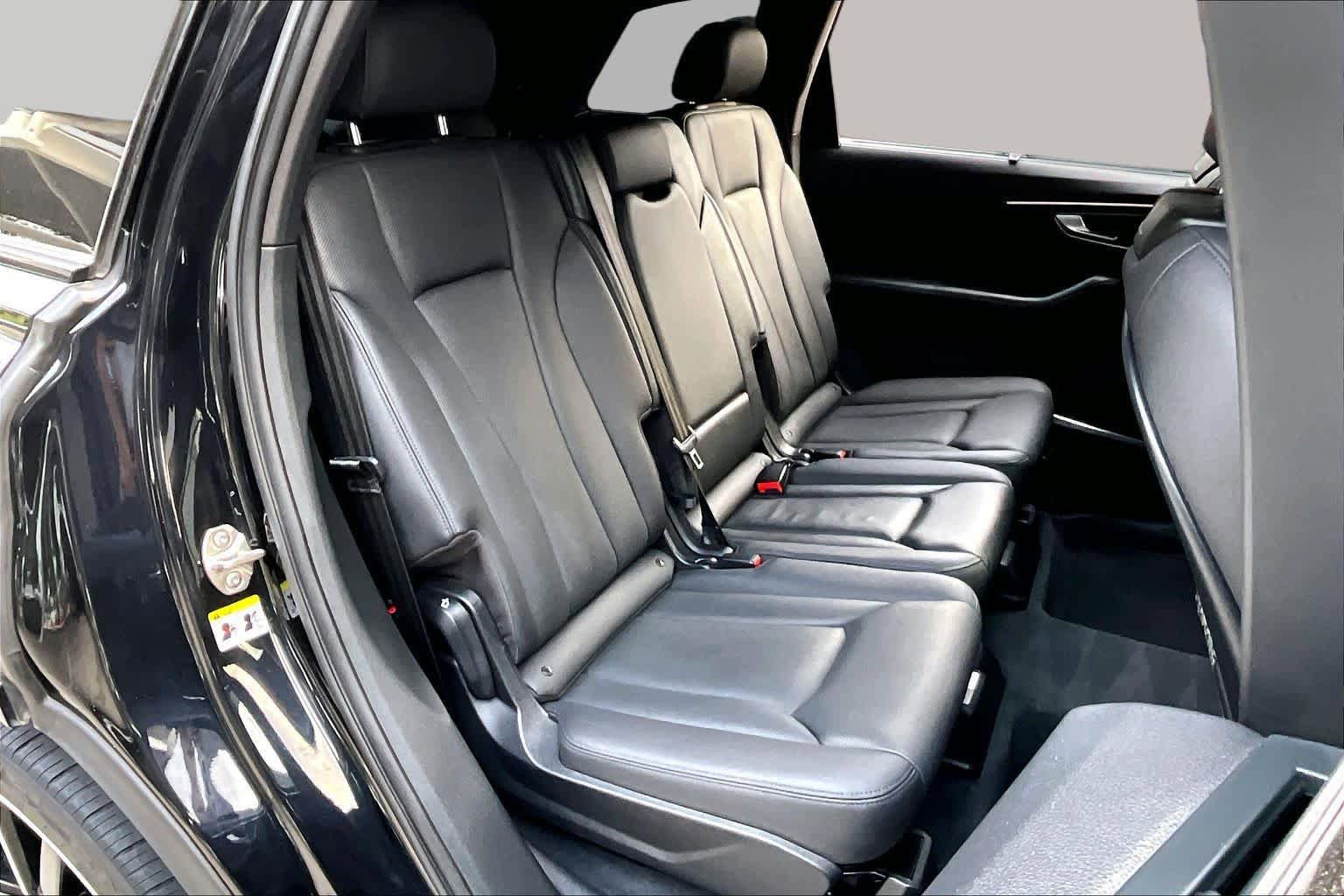 Used 2021 Audi Q7 3.0T Prestige w/ Prestige Package AWD/4WD image 20
