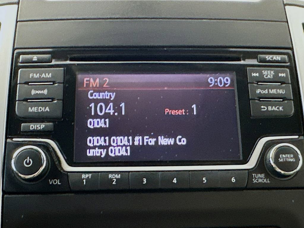 Used 2017 Nissan Frontier SV AWD/4WD image 17