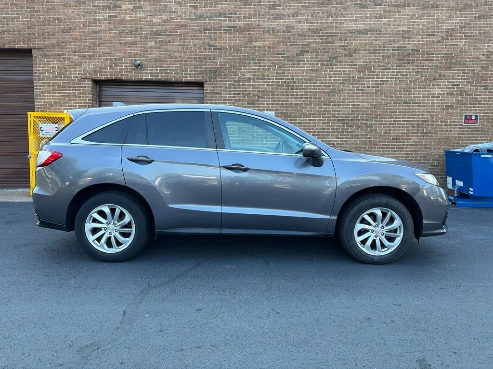 Used 2018 Acura RDX AWD w/ Technology Package image 4