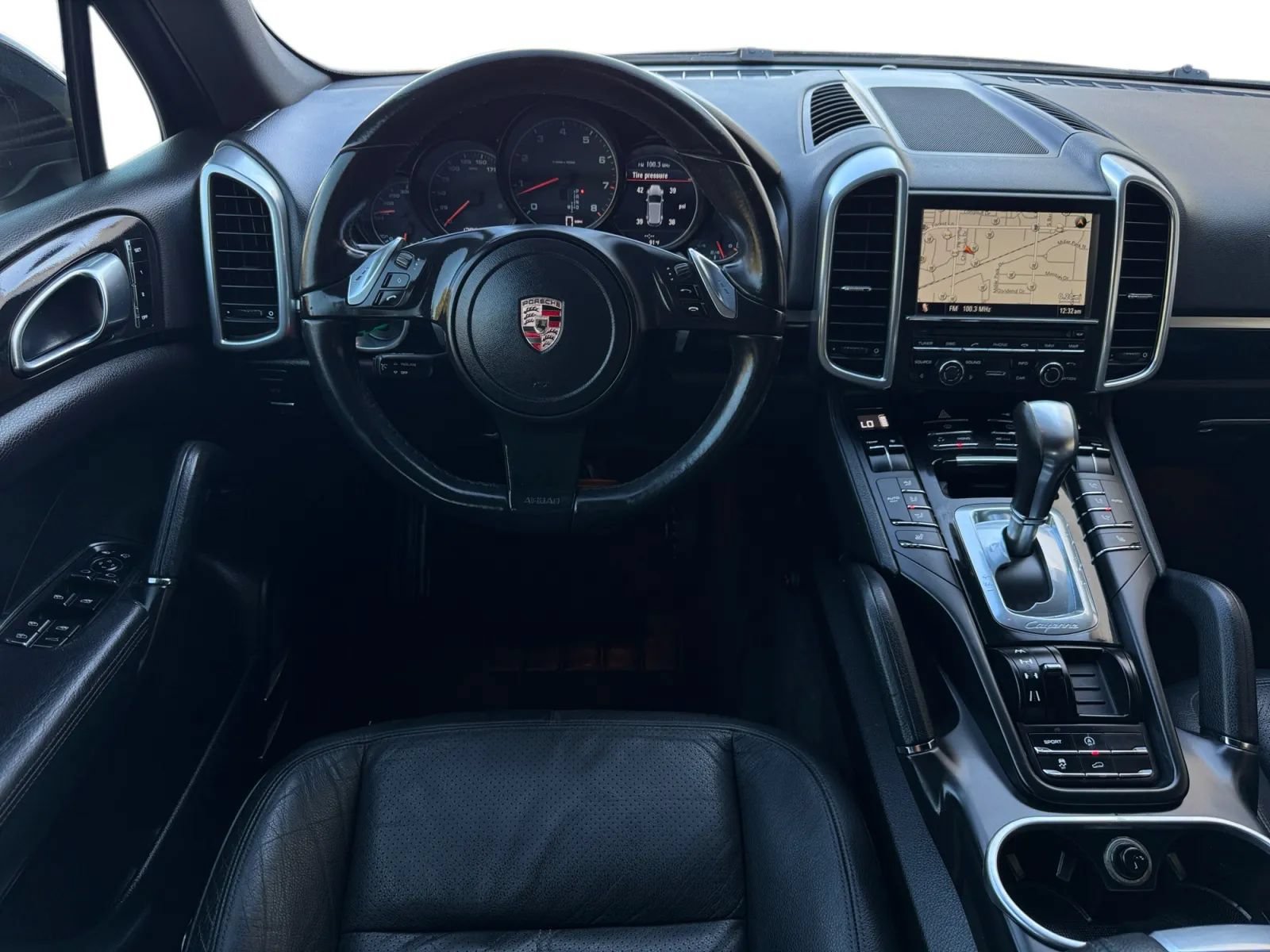 Used 2011 Porsche Cayenne AWD/4WD image 26