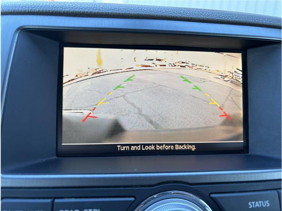 Used 2011 Nissan Armada SV w/ Driver Pkg image 21