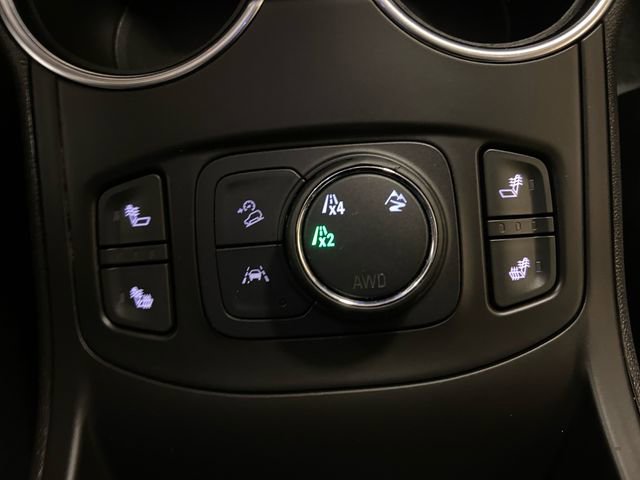 Used 2024 GMC Terrain SLT image 22