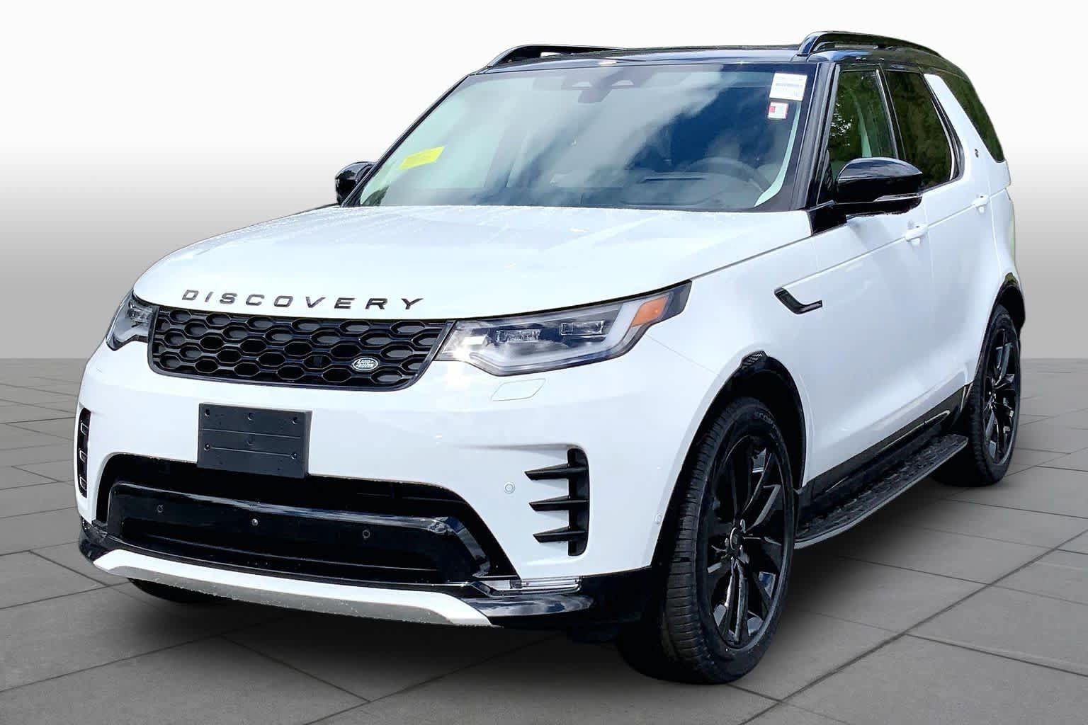 New 2026 Land Rover Discovery Dynamic SE