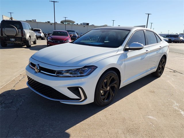 New 2026 Volkswagen Jetta SE image 6