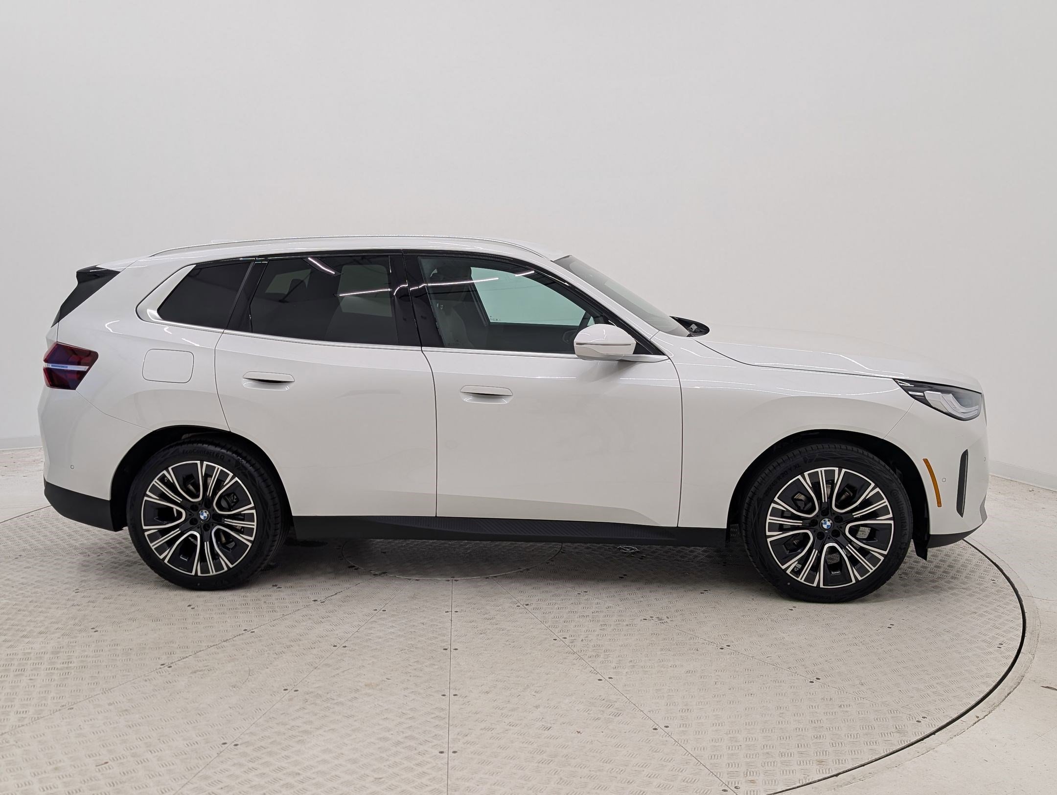Used 2026 BMW X3 xDrive30 w/ Convenience Package AWD/4WD image 8