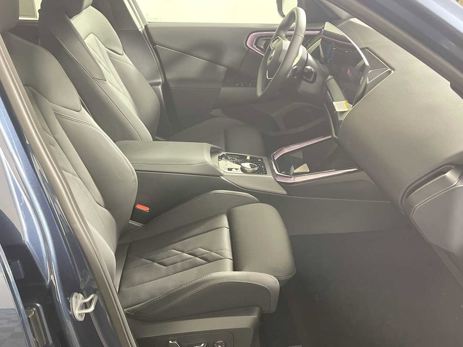 Certified 2025 BMW X3 xDrive30i w/ Convenience Package image 19