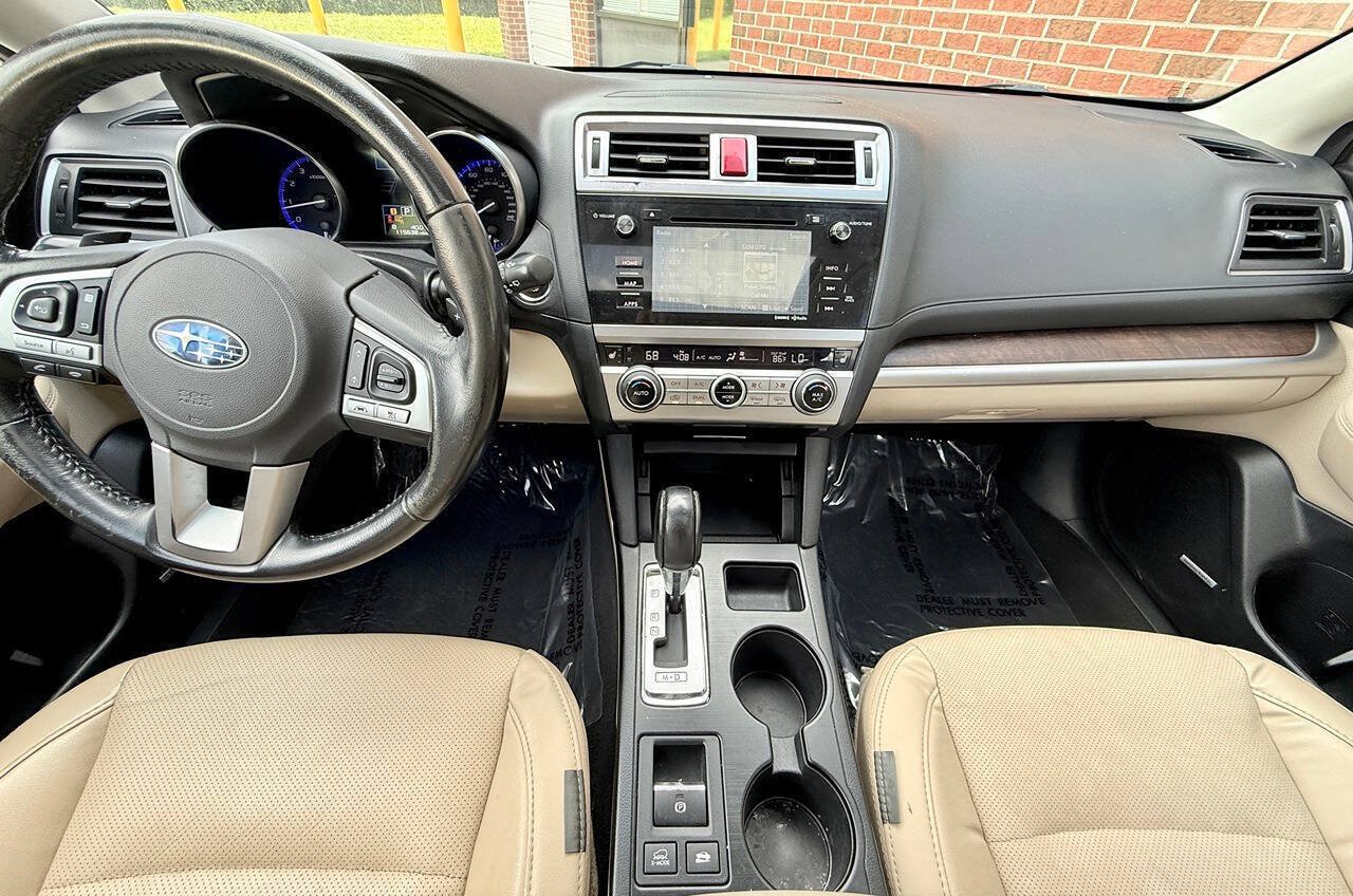 Used 2016 Subaru Outback 3.6R Limited AWD/4WD image 4