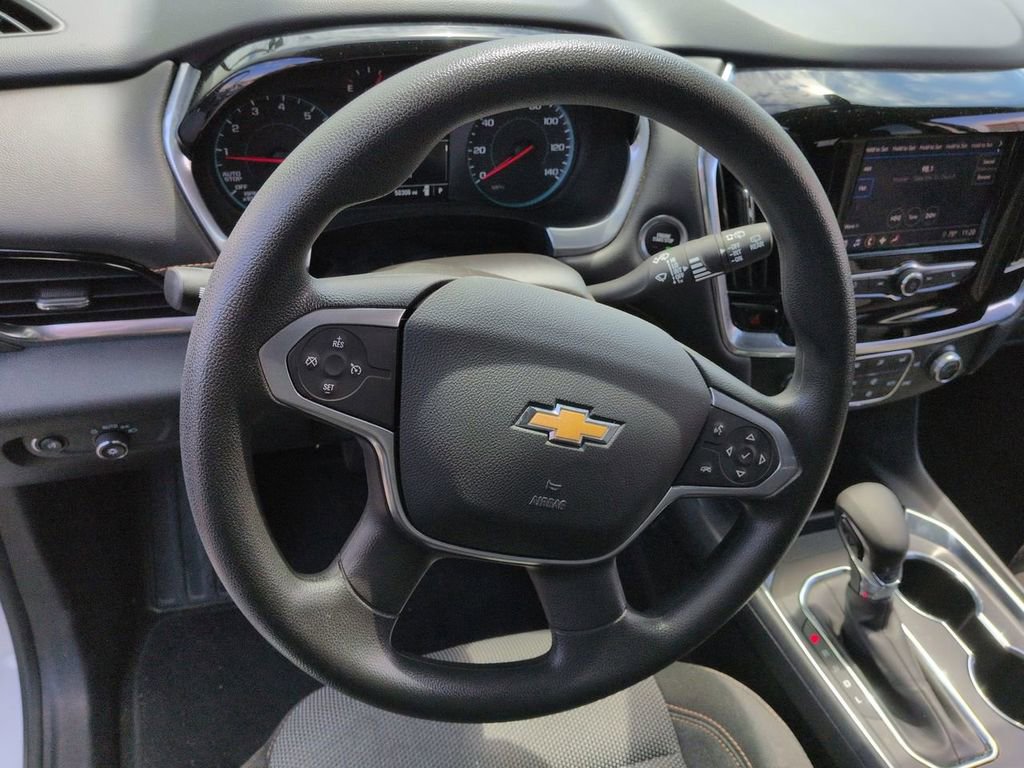 Used 2021 Chevrolet Traverse LS FWD image 11
