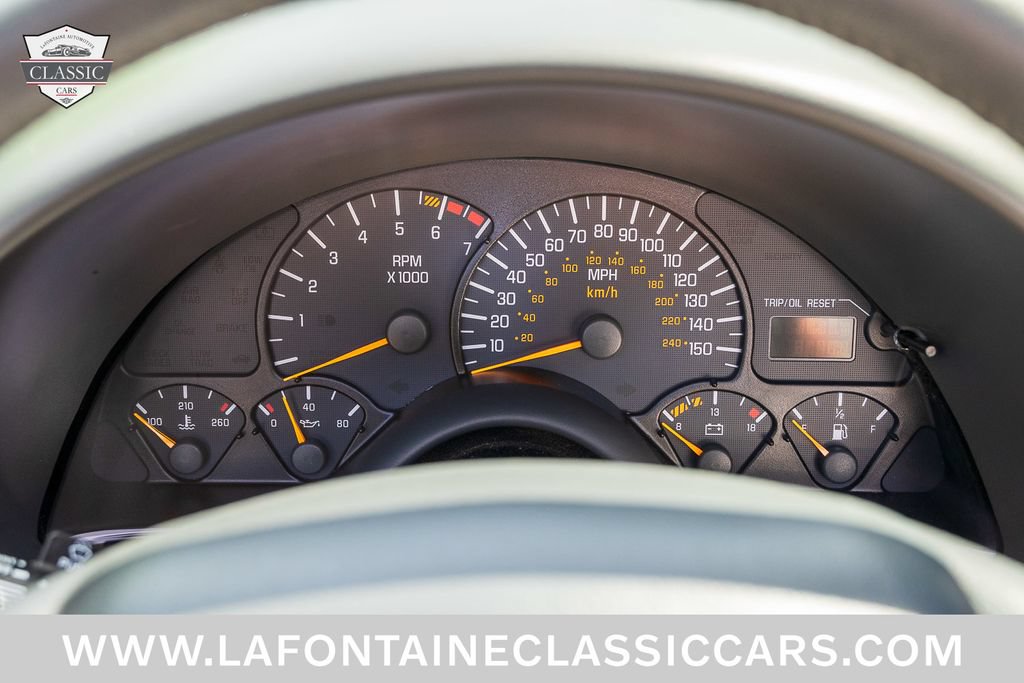 Used 1999 Pontiac Firebird Trans Am RWD image 8