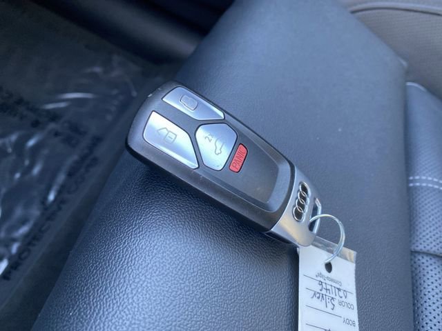 Used 2021 Audi Q5 Prestige image 34