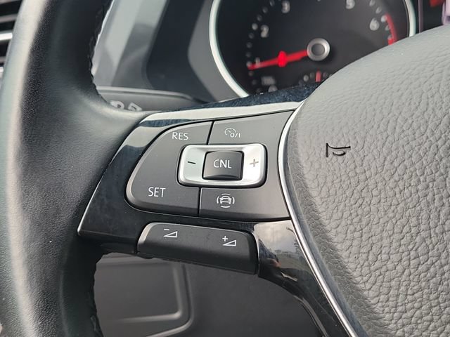Used 2019 Volkswagen Tiguan SE w/ Panoramic Sunroof Package AWD/4WD image 25