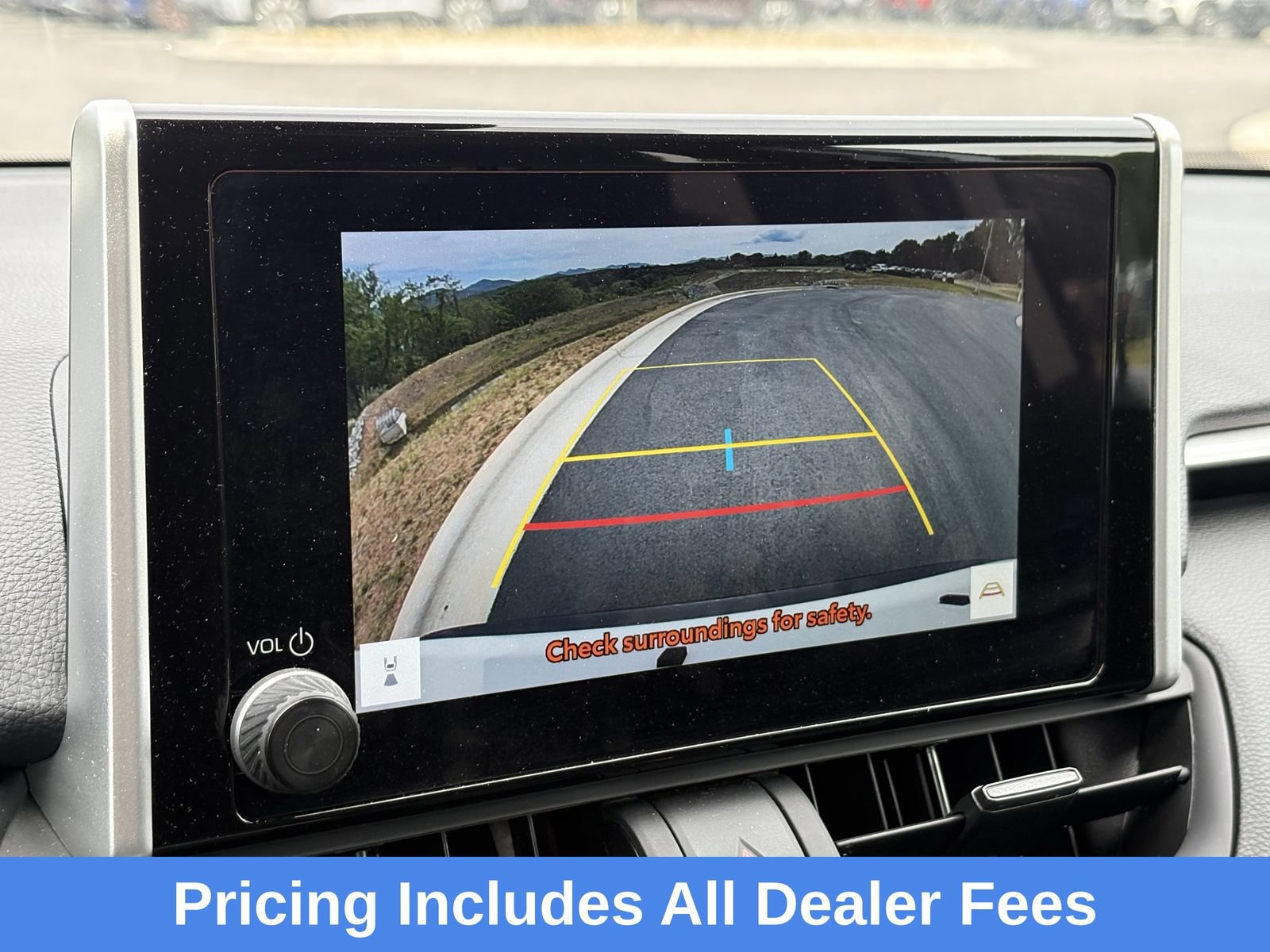 Used 2024 Toyota RAV4 LE FWD image 29