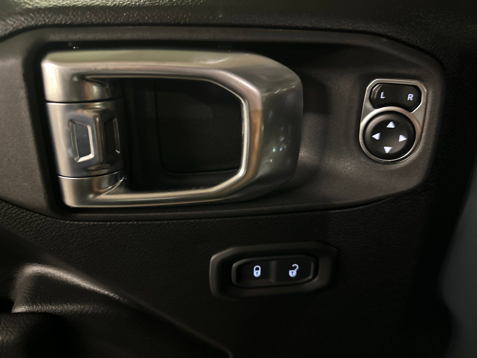 New 2026 Jeep Wrangler Sport AWD/4WD image 10