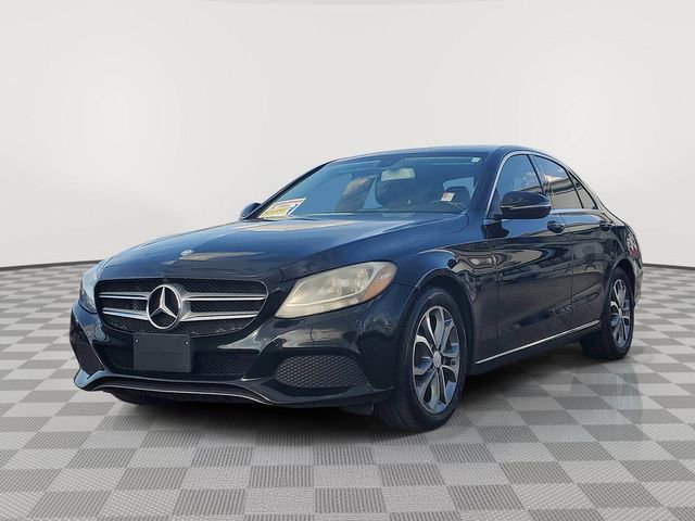 Used 2017 Mercedes-Benz C 300 Sedan image 2