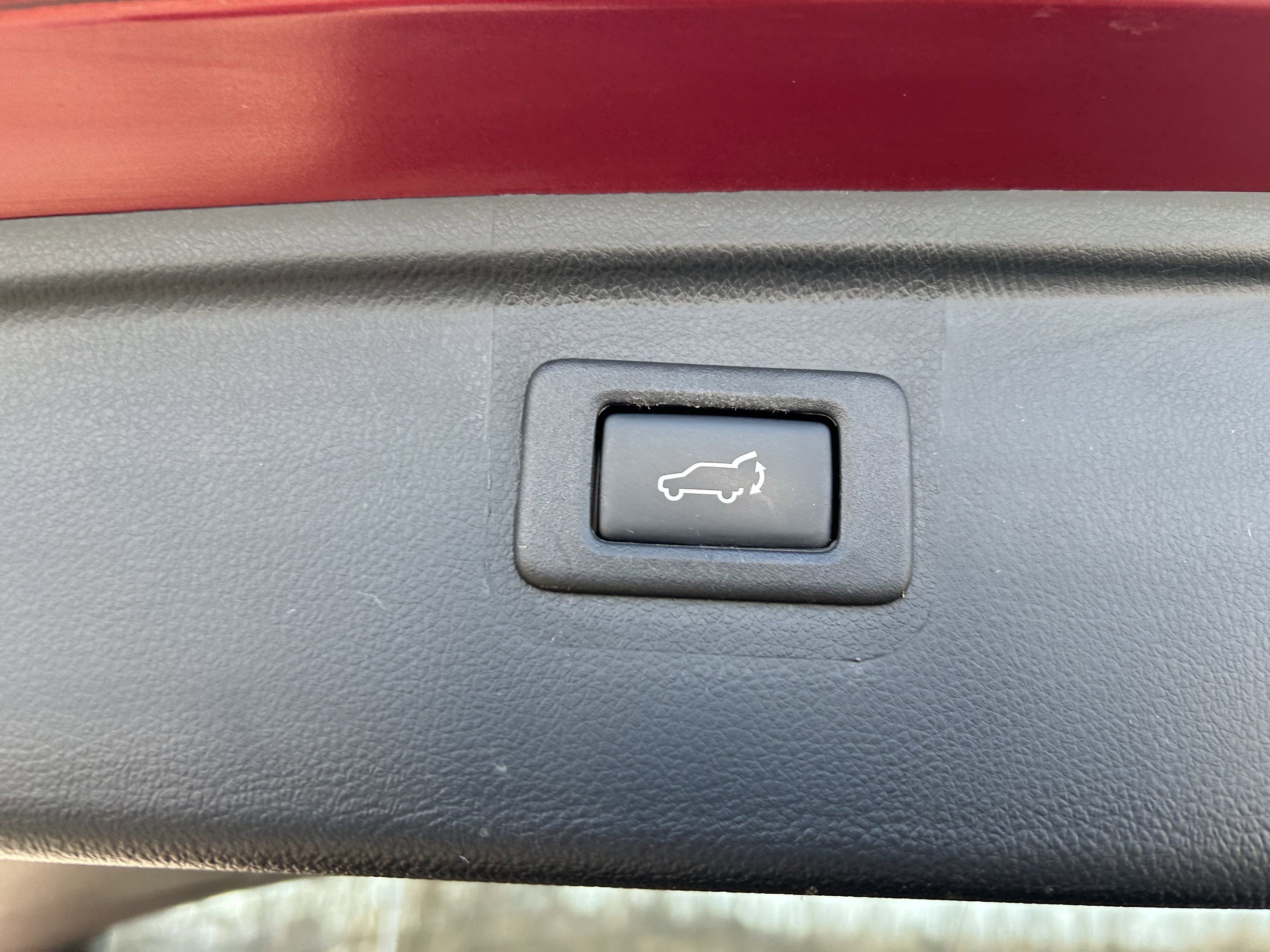 Used 2017 Subaru Outback 3.6R Limited image 36