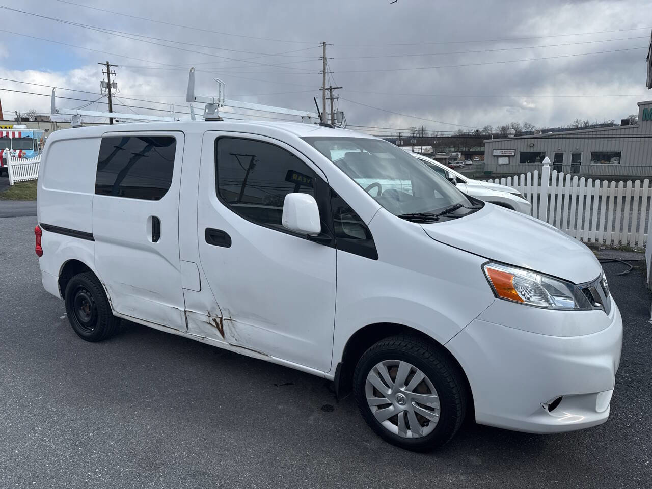 Used 2017 Nissan NV200 SV w/ Technology Package image 3