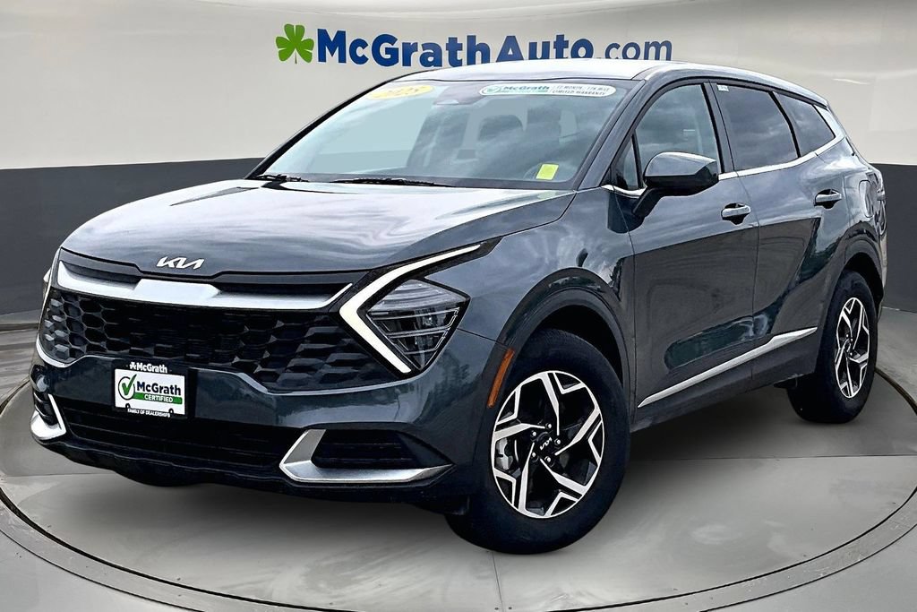 Used 2025 Kia Sportage LX AWD/4WD image 3
