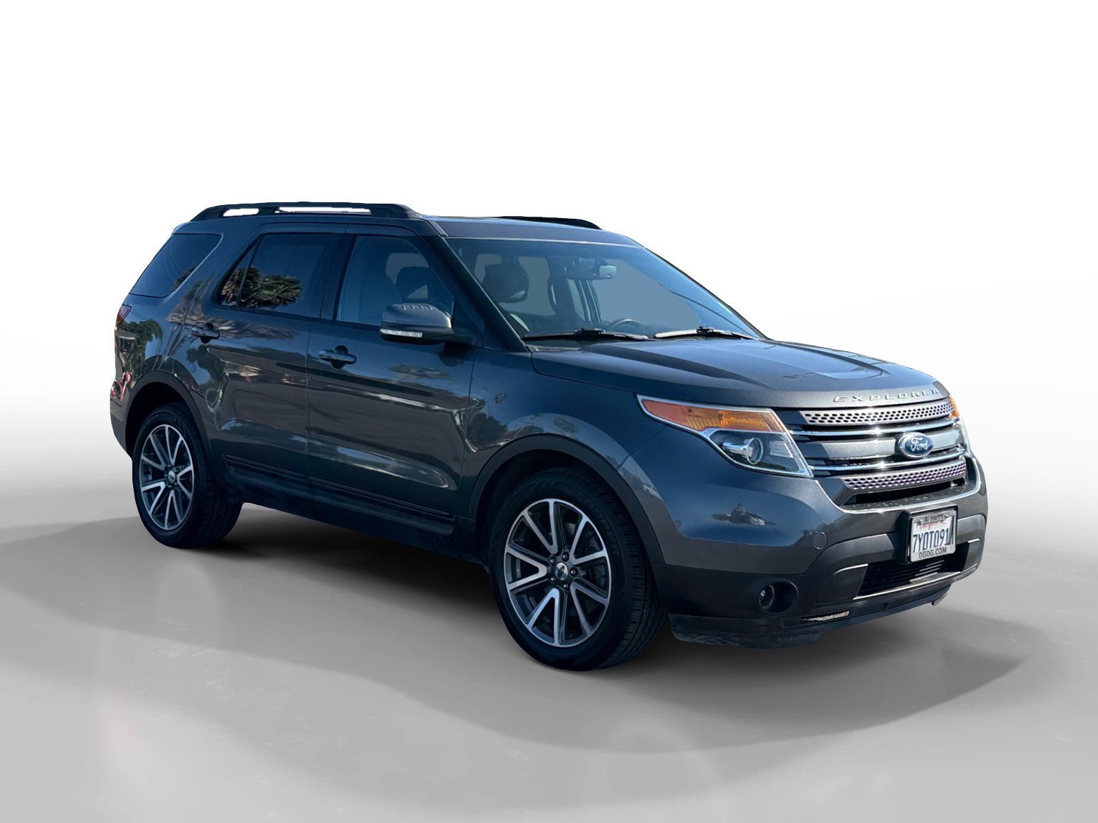 Used 2015 Ford Explorer XLT w/ Equipment Group 202B image 7