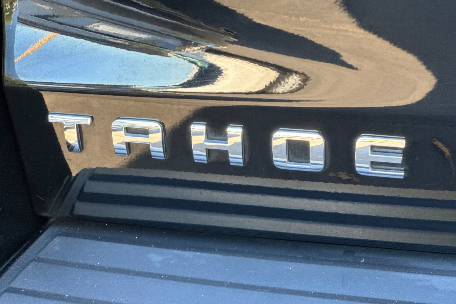 Used 2020 Chevrolet Tahoe LT AWD/4WD image 47
