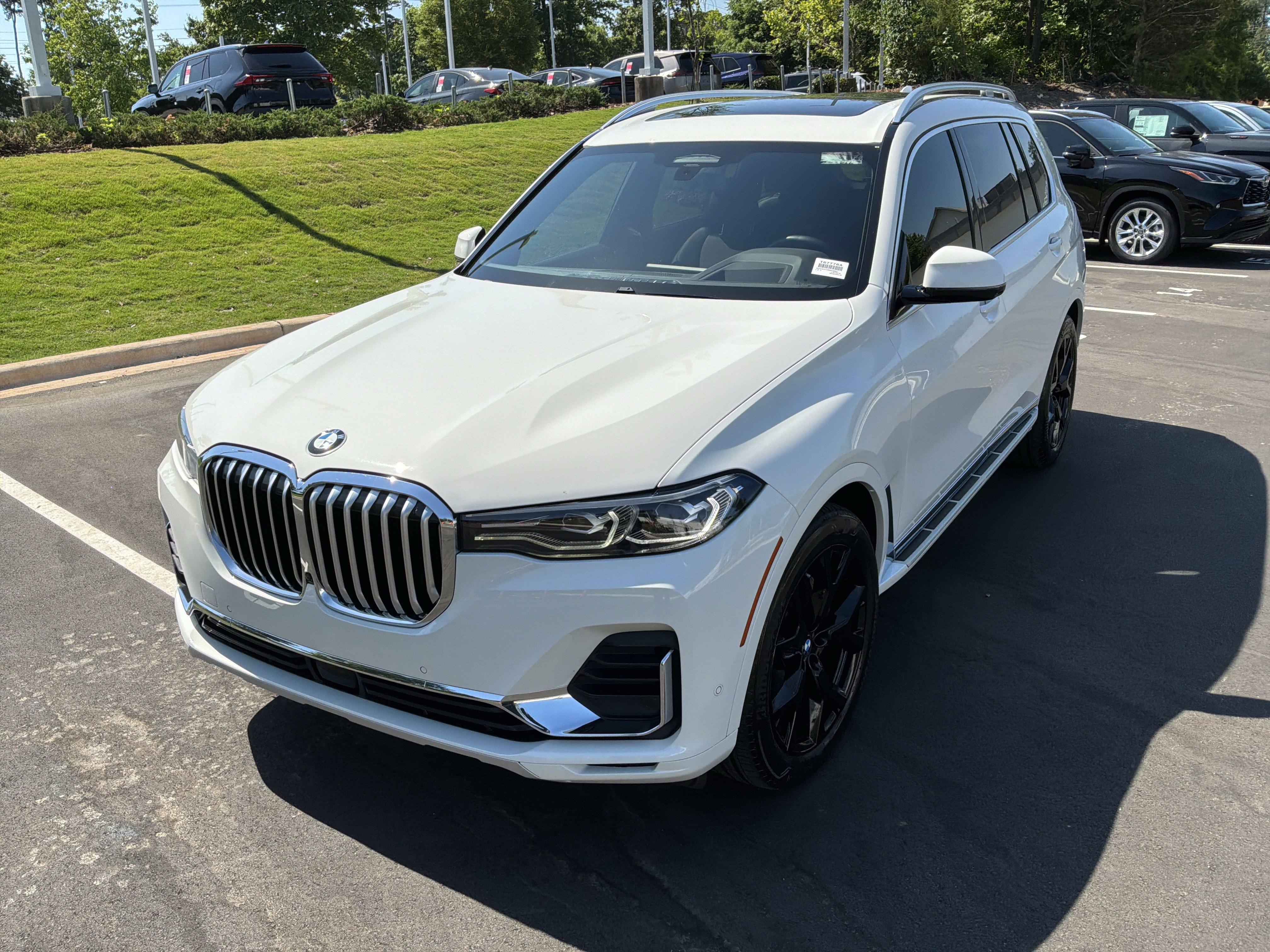 Used 2021 BMW X7 xDrive40i w/ Executive Package AWD/4WD image 5