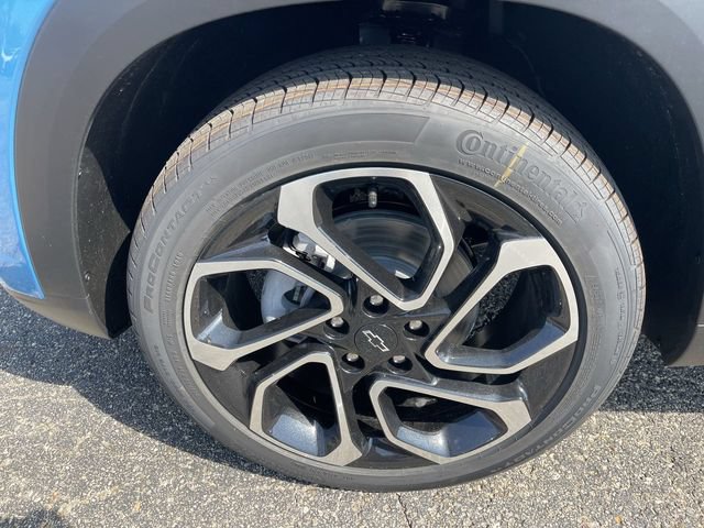 New 2026 Chevrolet Trax RS w/ Sunroof Package FWD image 10