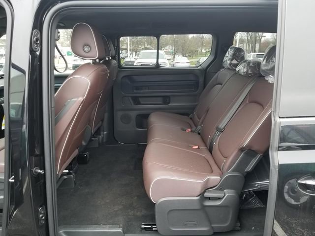 New 2025 Volkswagen ID. Buzz Pro S image 7