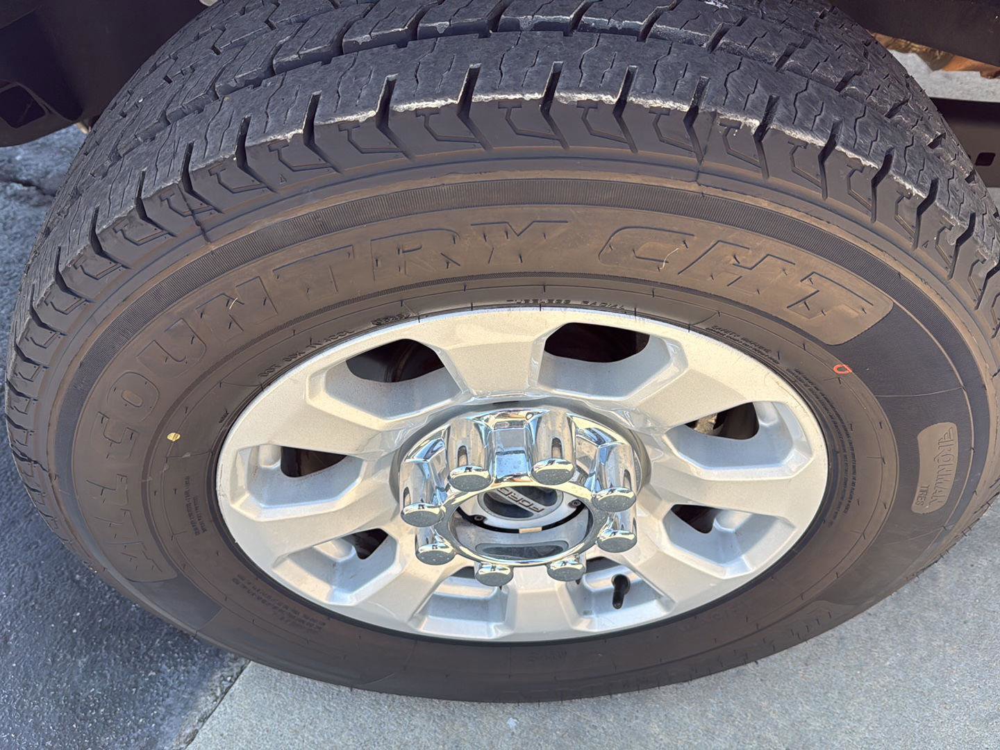 Used 2023 Ford F250 XLT image 5