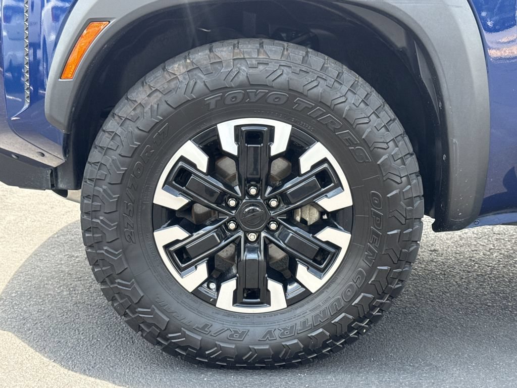 Used 2022 Nissan Frontier PRO-4X AWD/4WD image 9