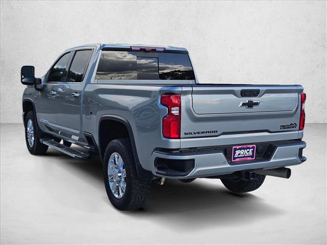 Used 2024 Chevrolet Silverado 2500 High Country w/ High Country Premium Package AWD/4WD image 8