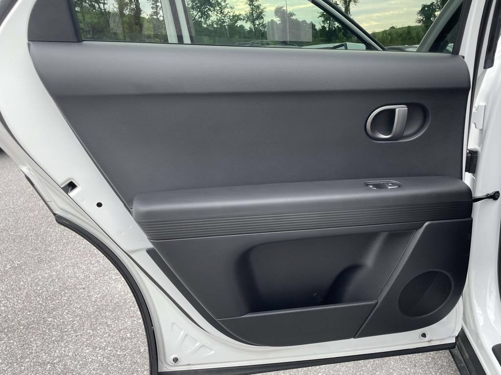 Certified 2025 Hyundai Ioniq 5 SEL RWD image 2