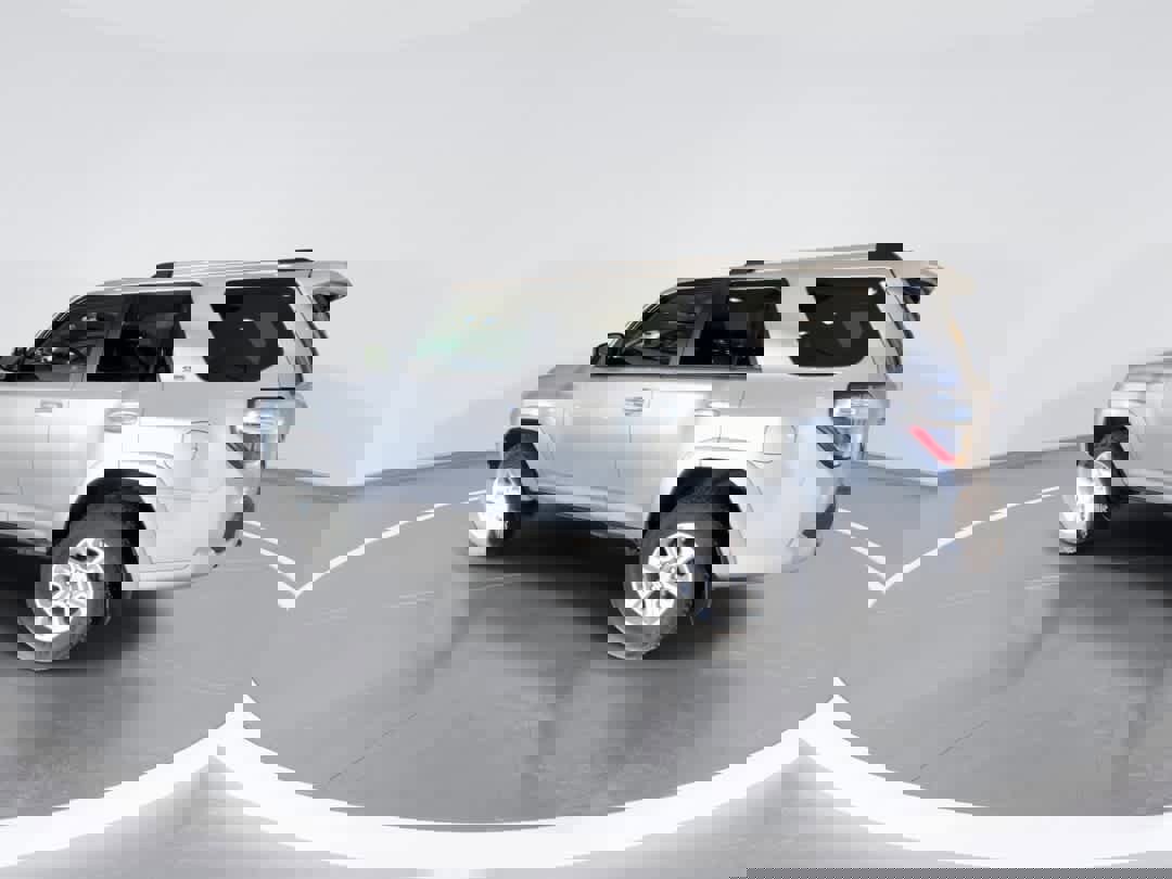 Used 2019 Toyota 4Runner SR5 image 6