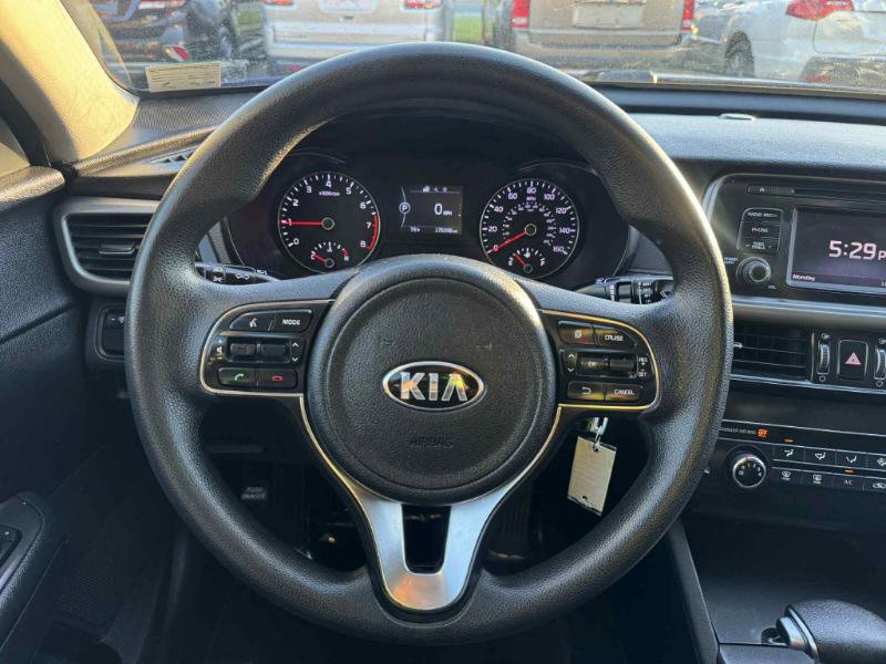 Used 2017 Kia Optima LX image 19