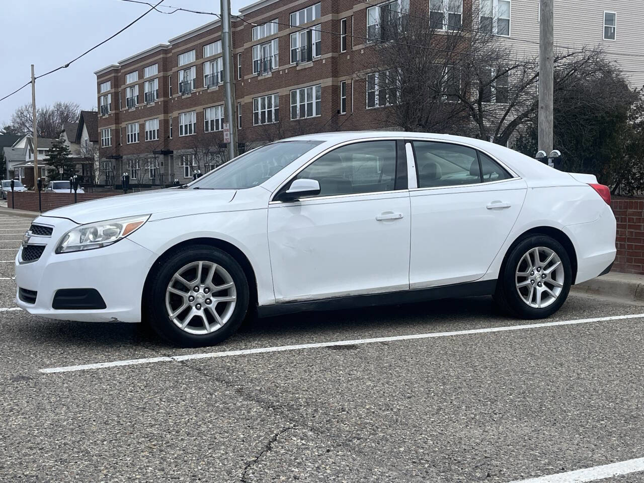 Used 2013 Chevrolet Malibu Eco w/ Power Convenience Package image 12