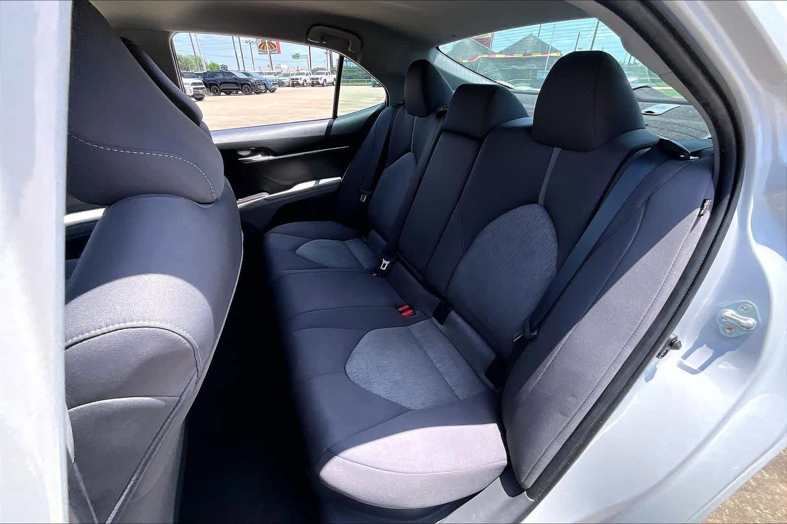 Used 2023 Toyota Camry LE FWD image 19