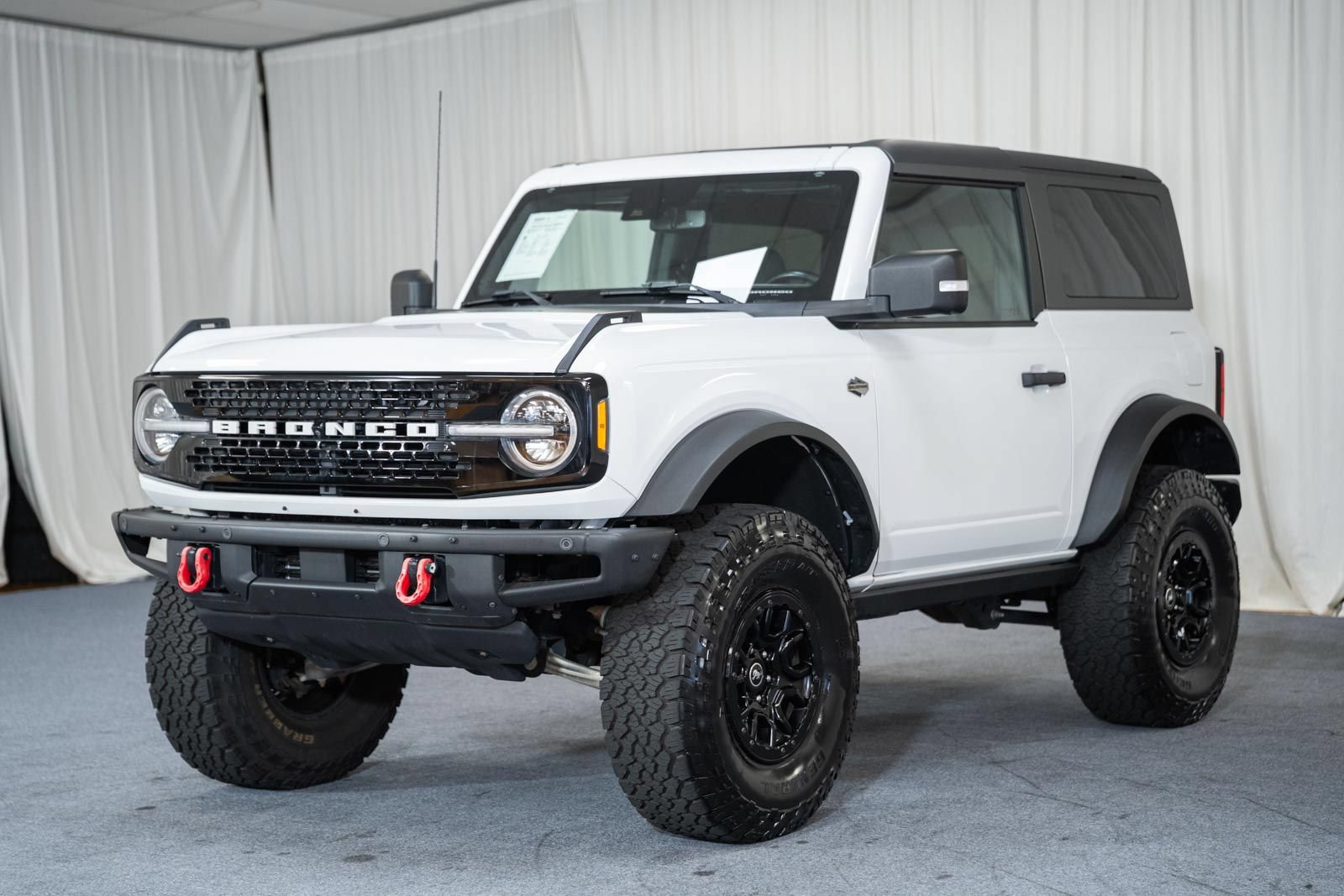 Certified 2022 Ford Bronco Wildtrak AWD/4WD image 3